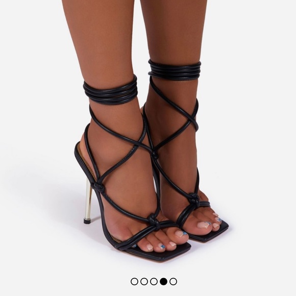 Women’s heels, black with gold hardware. BRAND NEW, never been opened - Picture 4 of 5